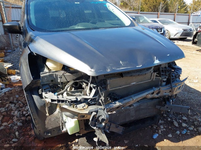 1FMCU9GD1JUB23570 Ford ESCAPE SE