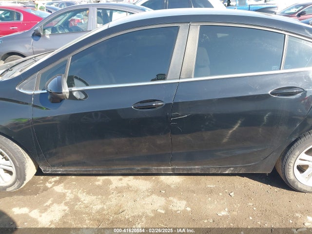 Chevrolet Cruze Lt Auto 2018 1G1BE5SM8J7161298 Image 15