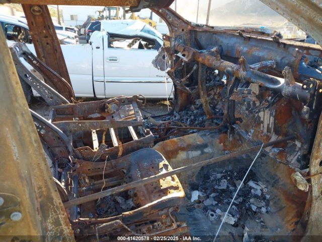 1GCRWBEF5KZ334943 Chevrolet Silverado 1500 Custom