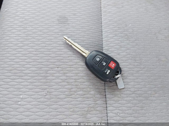 Toyota COROLLA LE 2015 2T1BURHE1FC432936 Image 11