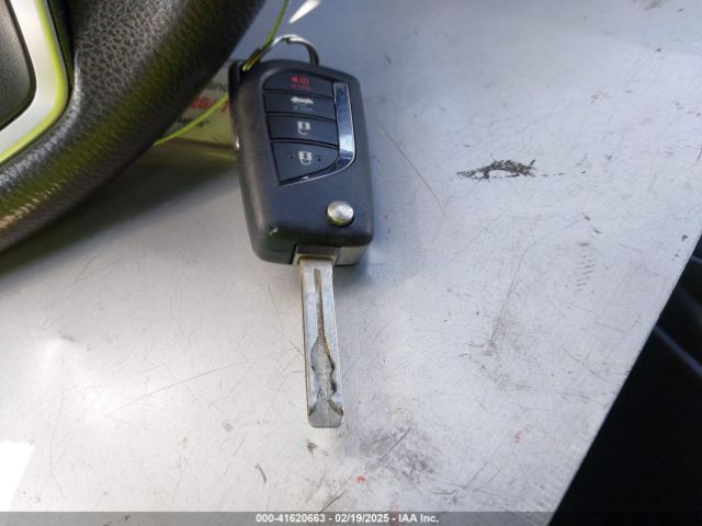 4T1C11AK4NU636433 Toyota CAMRY LE