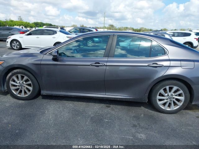 4T1C11AK4NU636433 Toyota CAMRY LE
