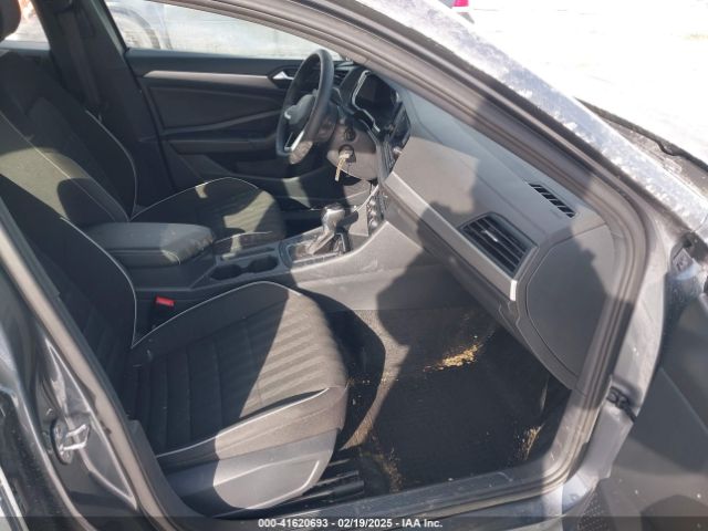 3VWBM7BU8RM040517 Volkswagen Jetta 1.5t Sport