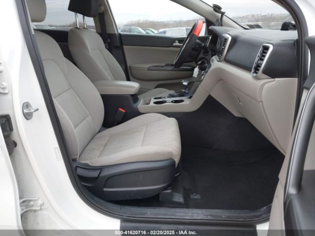KNDPMCAC1L7771561 KIA Sportage Lx