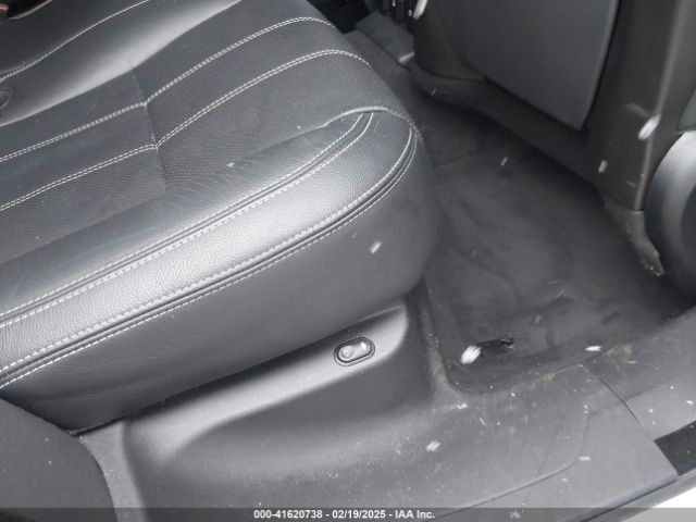 SALYB2RX5JA722934 Land Rover Range Rover Velar P250 S