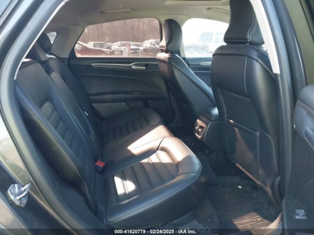 3FA6P0HDXHR321008 Ford FUSION SE