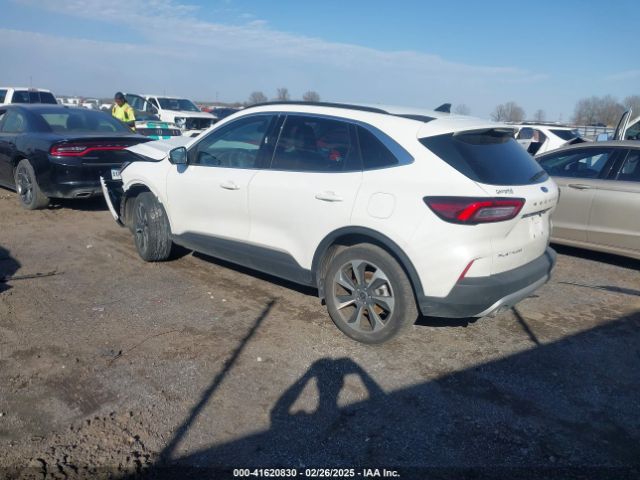 1FMCU9JA0PUB42540 Ford Escape Platinum