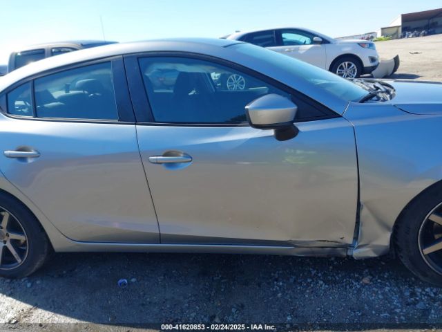 JM1BM1U77E1166558 Mazda Mazda3 I Sport