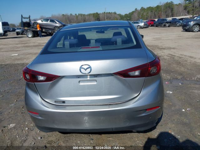 JM1BM1U77E1166558 Mazda Mazda3 I Sport