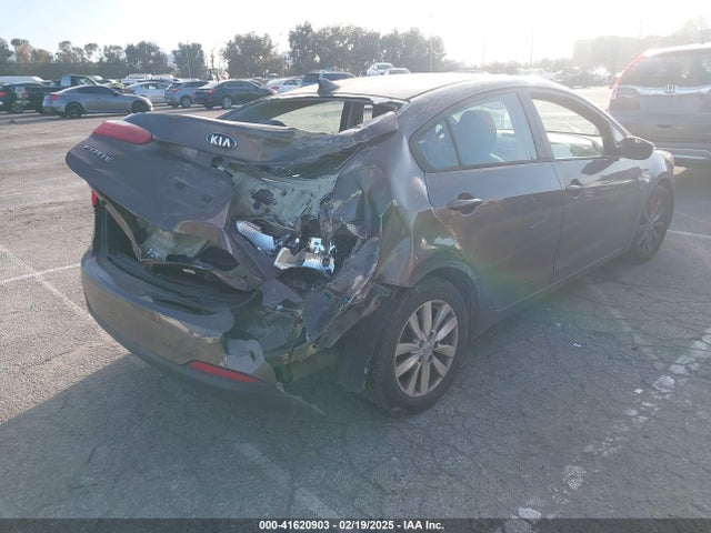 KIA FORTE LX 2015 KNAFX4A6XF5277831 Image 4