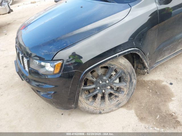 1C4RJEAG3NC154754 Jeep Grand Cherokee Wk Laredo X 4x2