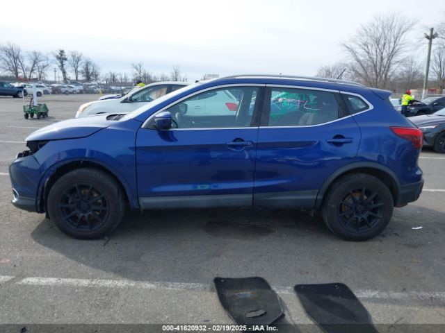 JN1BJ1CR4HW106839 Nissan Rogue Sport Sv