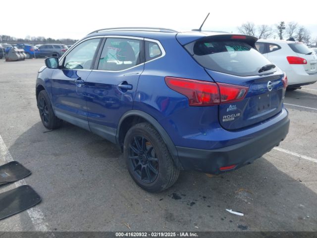 JN1BJ1CR4HW106839 Nissan Rogue Sport Sv