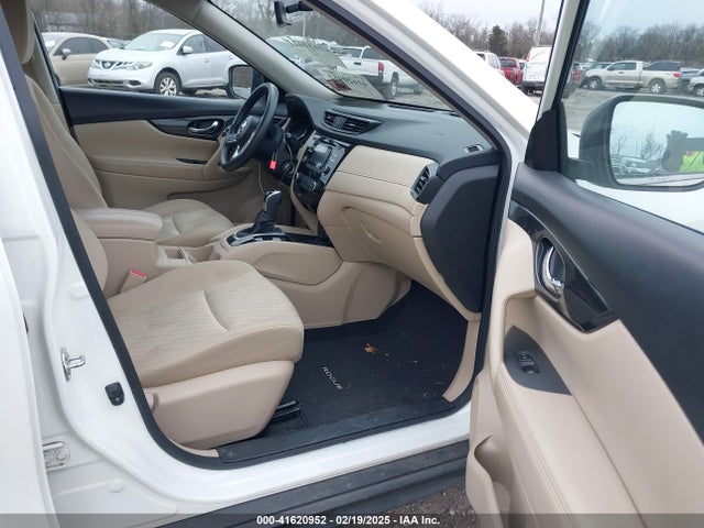JN8AT2MV4HW001002 Nissan ROGUE S