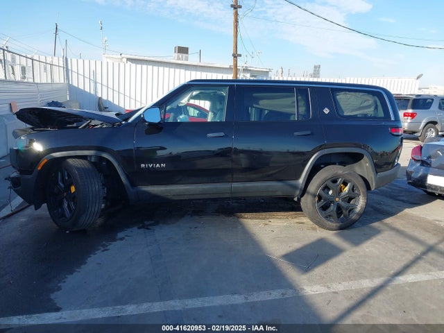 Rivian R1s Adventure Quad Motor Large Pack 2024 7PDSGABA1RN035610 Image 13