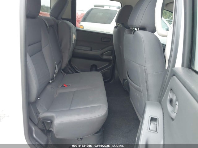 1N6ED1EK6NN663851 Nissan Frontier S 4x4