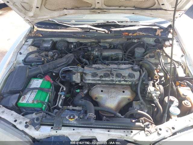 41621192 :رقم المزاد ، 1HGCD5651TA152435 vin ، 1996 Honda Accord Ex/ex-r مزاد بيع