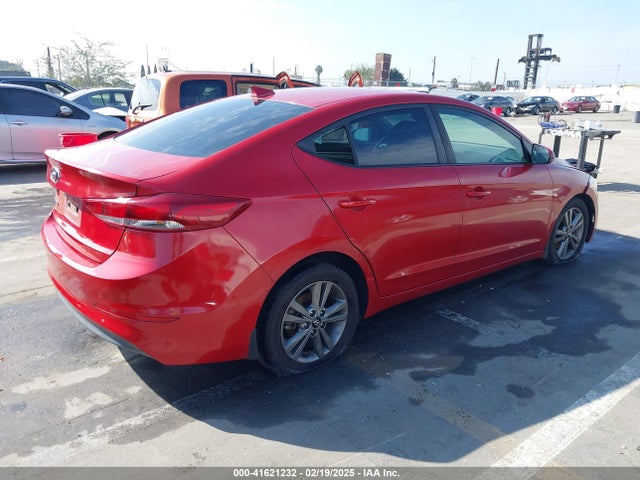 Hyundai Elantra Value Edition 2018 5NPD84LF7JH304237 Image 4