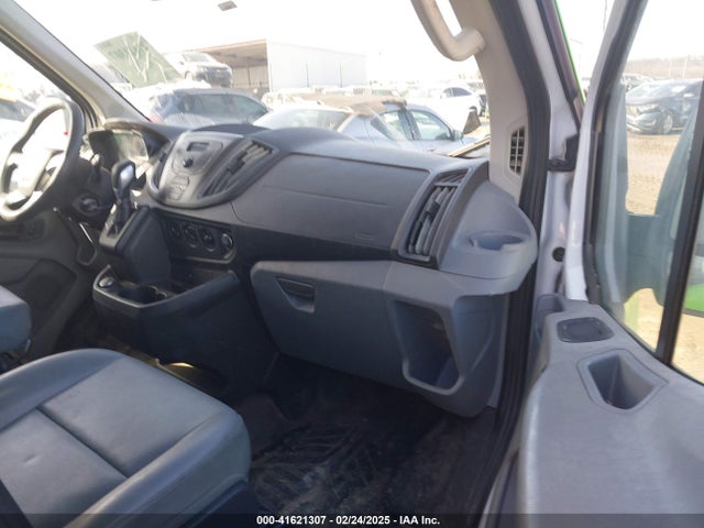 1FTYR1CM1HKA34512 Ford Transit-250