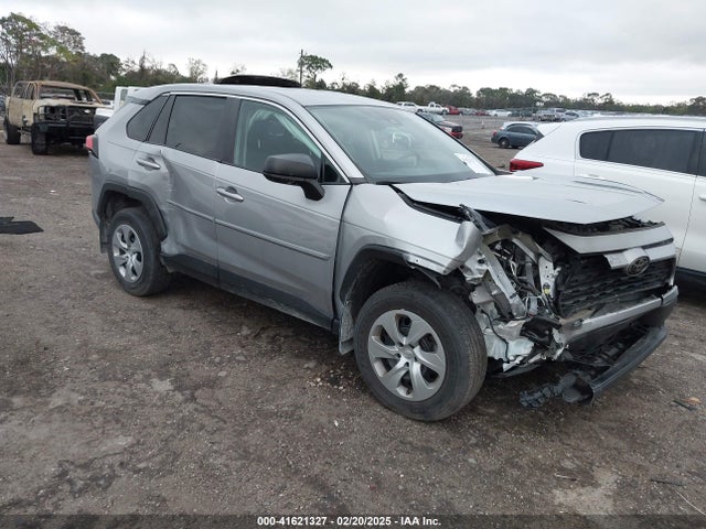 Toyota RAV4 LE 2022 2T3H1RFV5NW216940 Image 1