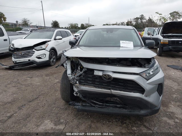 Toyota RAV4 LE 2022 2T3H1RFV5NW216940 Image 12