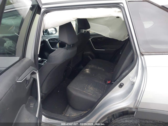 Toyota RAV4 LE 2022 2T3H1RFV5NW216940 Image 8