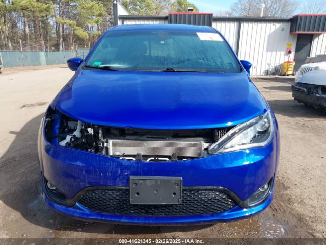 2C4RC1FG2LR147598 Chrysler Pacifica Touring