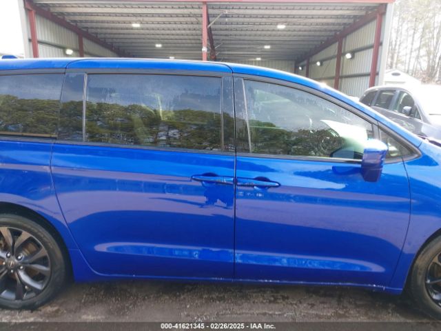 2C4RC1FG2LR147598 Chrysler Pacifica Touring