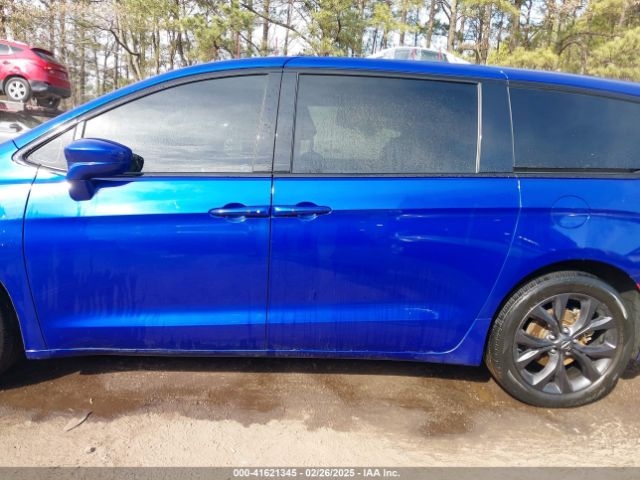 2C4RC1FG2LR147598 Chrysler Pacifica Touring