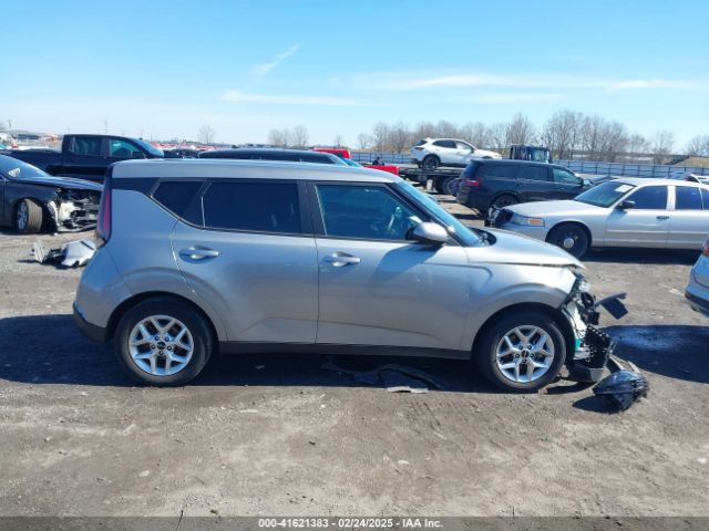 KNDJ23AU0P7867966 KIA SOUL LX