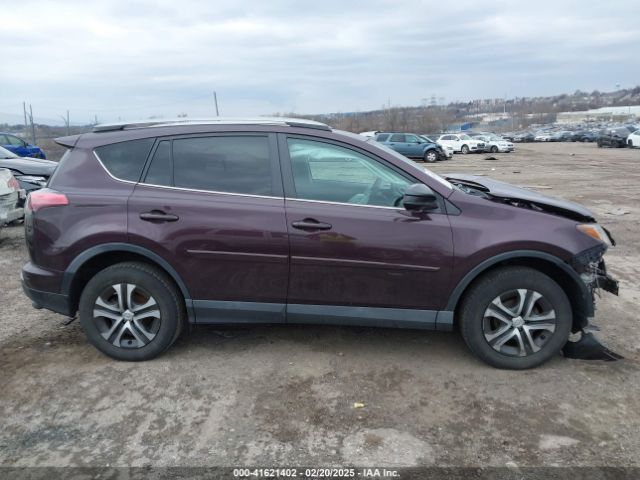 2T3BFREV7HW542705 Toyota RAV4 LE