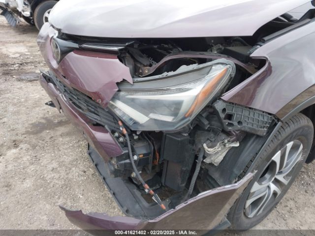 2T3BFREV7HW542705 Toyota RAV4 LE