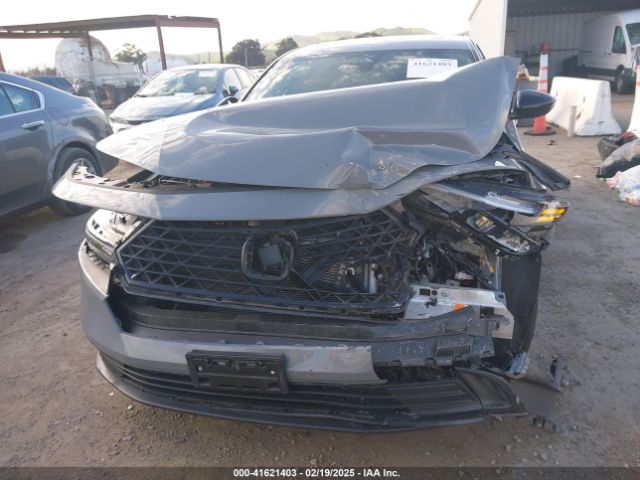 1HGCY2F58RA039920 Honda Accord Hybrid Sport