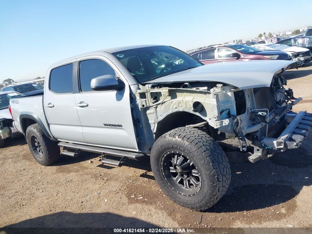 3TMAZ5CN5KM103963 Toyota Tacoma Trd Off Road
