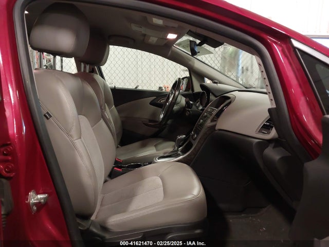 1G4PP5SK7E4238963 Buick Verano