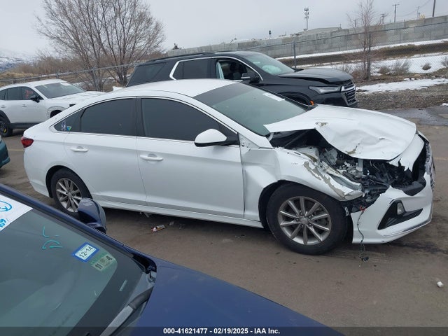 Hyundai SONATA SE 2019 5NPE24AF7KH763424 Image 13