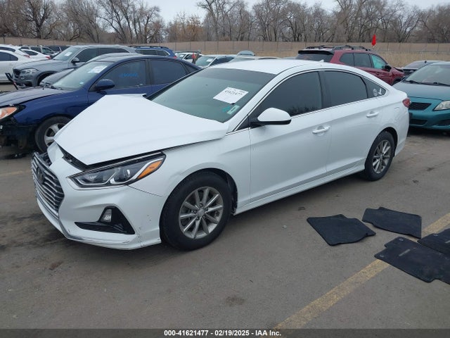 Hyundai SONATA SE 2019 5NPE24AF7KH763424 Image 2