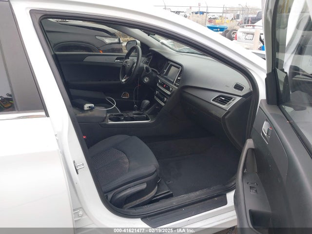 Hyundai SONATA SE 2019 5NPE24AF7KH763424 Image 5