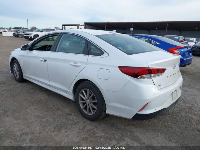 Hyundai SONATA SE 2019 5NPE24AF4KH794548 Image 3