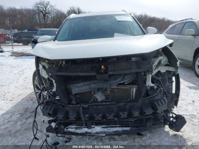 5N1AT3BBXMC807430 Nissan Rogue Sv Intelligent Awd