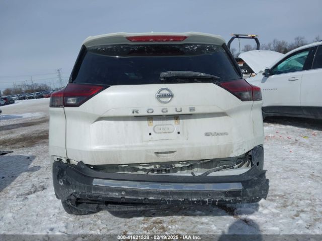 5N1AT3BBXMC807430 Nissan Rogue Sv Intelligent Awd