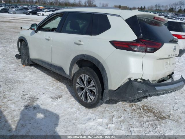 5N1AT3BBXMC807430 Nissan Rogue Sv Intelligent Awd