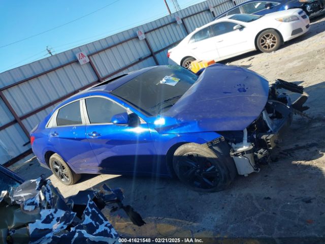 KMHLM4AG2NU339133 Hyundai ELANTRA SEL