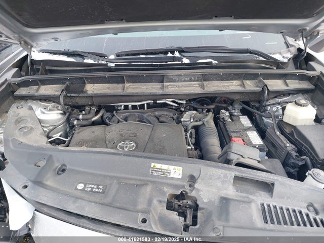 5TDGZRBH8LS046415 Toyota Highlander Xle