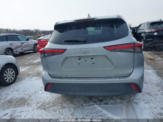 5TDGZRBH8LS046415 Toyota Highlander Xle
