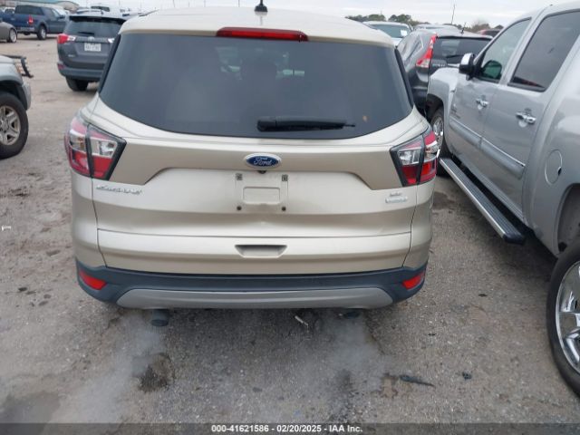 1FMCU0GD2HUA52756 Ford ESCAPE SE