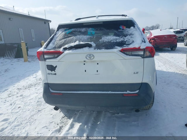 Toyota RAV4 LE 2019 2T3H1RFV7KW049329 Image 16