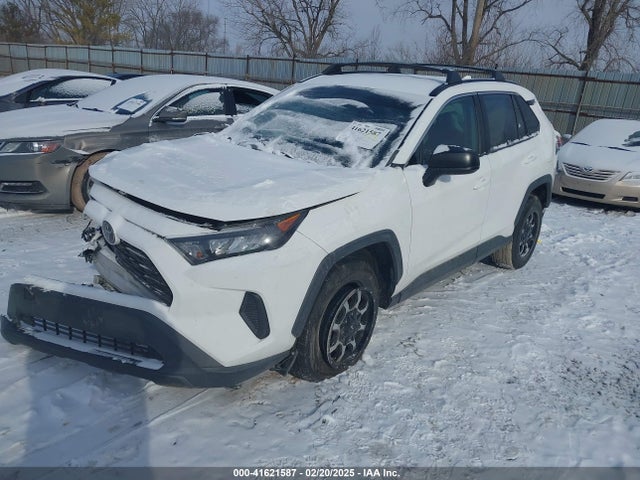 Toyota RAV4 LE 2019 2T3H1RFV7KW049329 Image 2