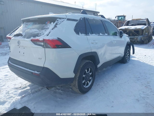 Toyota RAV4 LE 2019 2T3H1RFV7KW049329 Image 4