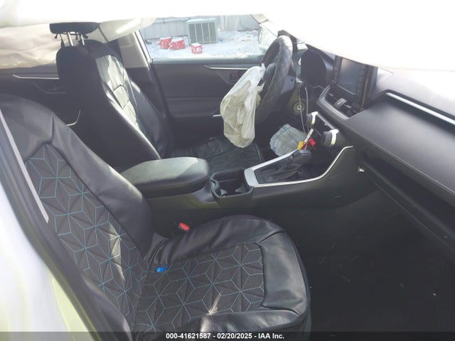 Toyota RAV4 LE 2019 2T3H1RFV7KW049329 Image 5